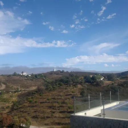 Villa Colina Sol *