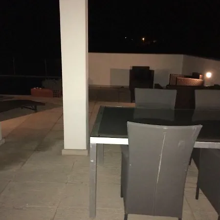 Villa Colina Sol *