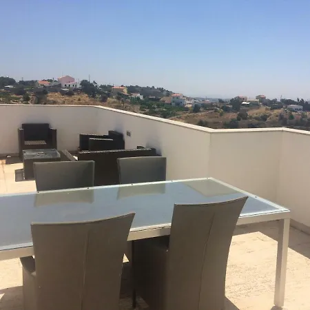 Villa Colina Sol *